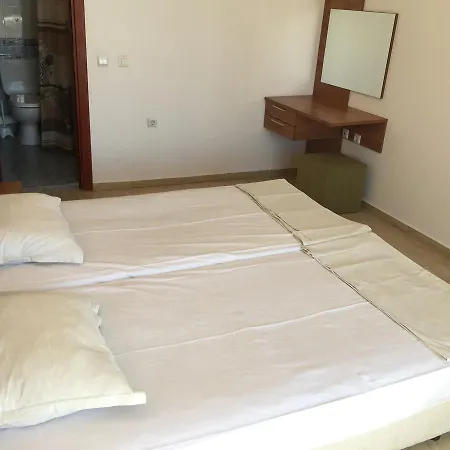 тwo-bedroom In Sun Village Eh Apartment