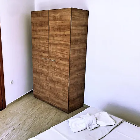 тwo-bedroom In Sun Village Eh Apartment