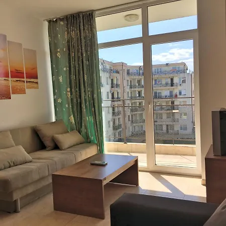тwo-bedroom In Sun Village Eh Apartman *